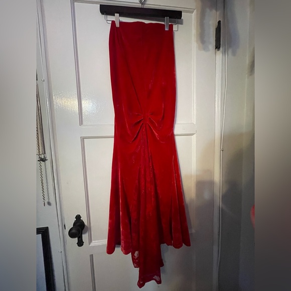 SOLD - Picture 2 of 3